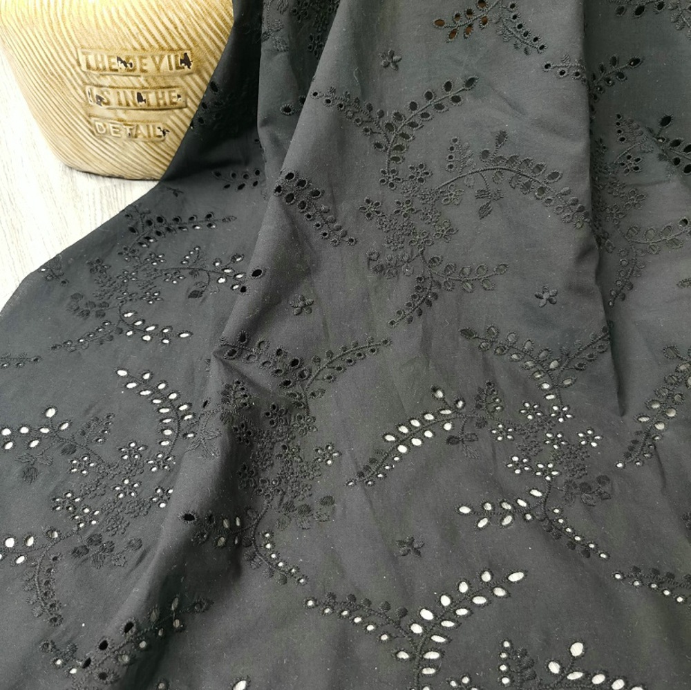 Sewing Eyelet Fabric - High-quality black hollow-out embroidered floral lace