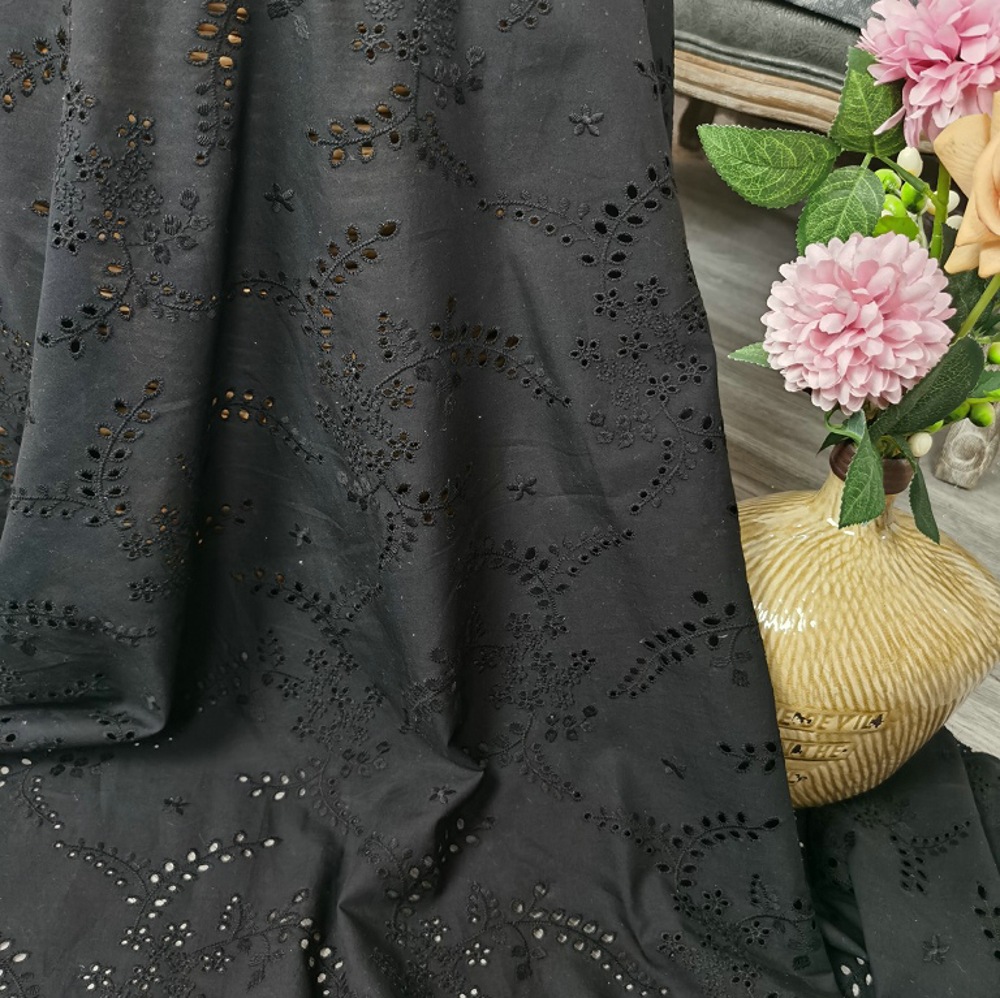 High-quality black hollow-out  - огляд і ціна Sewing Eyelet Fabric