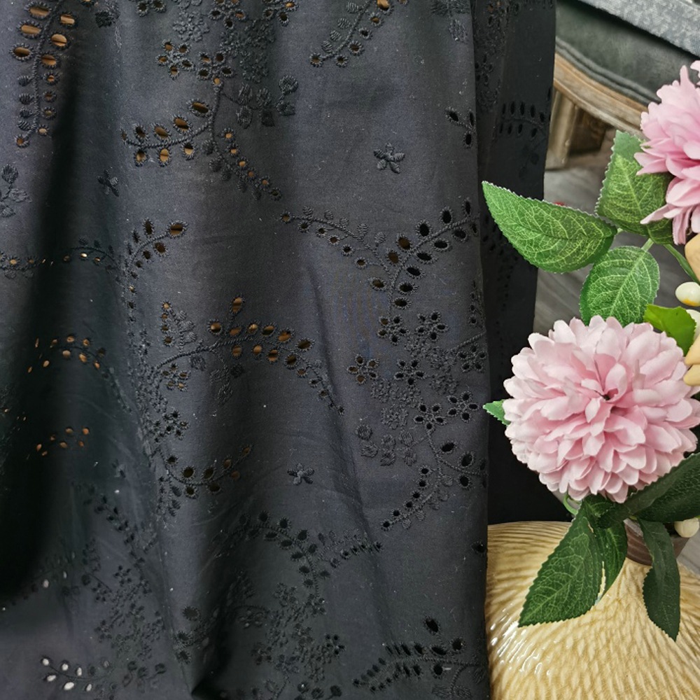 High-quality black hollow-out  - огляд і ціна Sewing Eyelet Fabric